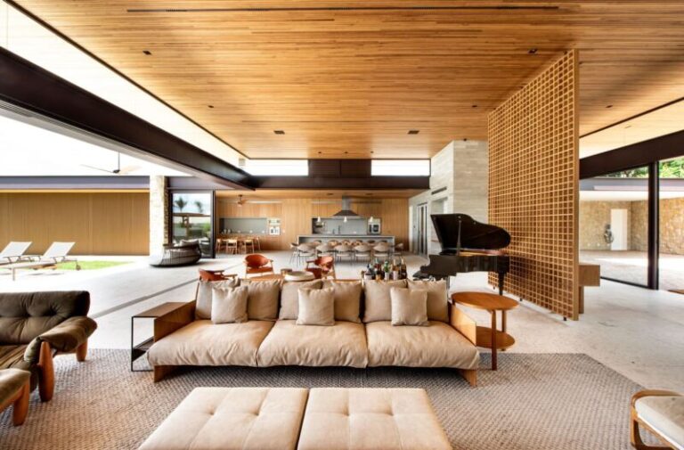 Gallery of House FT / Leonardo Junqueira Arquitetura - 2