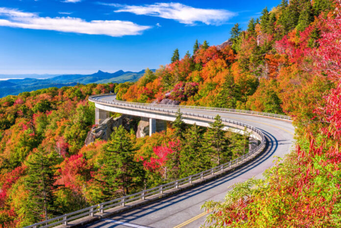 Best Fall Foliage Road Trips in the USA Best Fall Foliage Road Trips in the USA