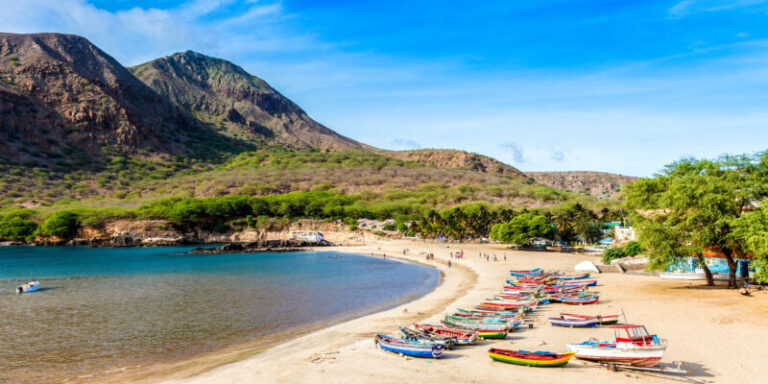 Que ver en praia cabo verde | Arsecultur.com