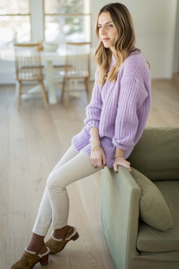 How To Wear A Tunic Sweater | Jess Ann Kirby - Lifestyle Blog How To Wear A Tunic Sweater | Jess Ann Kirby - Lifestyle Blog
